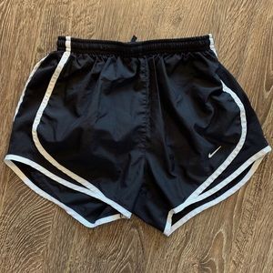Black dri fit Nike shorts